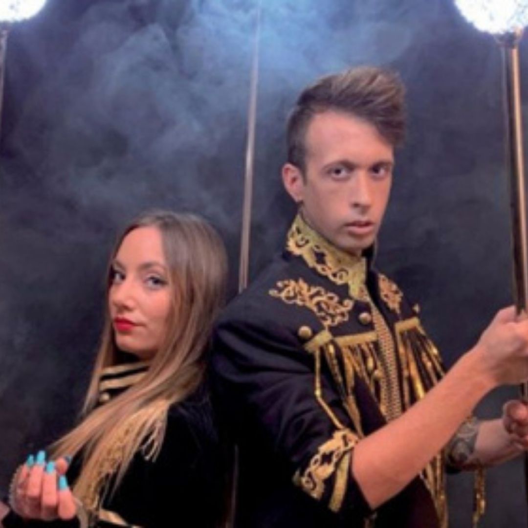 ajsantfeliu's tweet photo. 🔜 Torna a #SantFeliu el Cicle d'#Espectacles Familiars de La Xarxa Sant Feliu!

🧙‍♂️ Diumenge, a les 12 h, el Centre Sant Feliu acollirà l'espectacle 'Best Hits', dels santfeliuencs EROX MAGIC GROUP. 

😷 Aforament del 50% per complir amb les #mesures.  

https://t.co/Uw5X8Id1Ik https://t.co/6heEF62JrZ