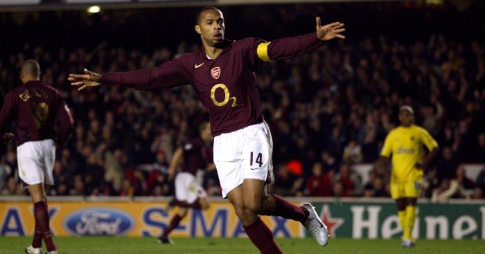 We had to throw it back to find a match for Washington  @WashingtonNFL x  @Arsenal [THREAD]