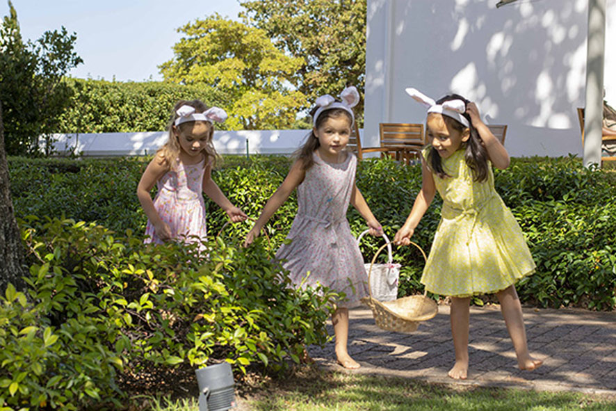 MoreThanFoodMag's tweet photo. Break out from the lockdown blues &amp; treat your family to an unforgettable Easter staycation in the safe environment of @SteenbergHotel in the heart of the verdant @constantia1685

The perfect opportunity to reconnect as a family &amp; create lasting memories. https://t.co/gVcxGGnk86