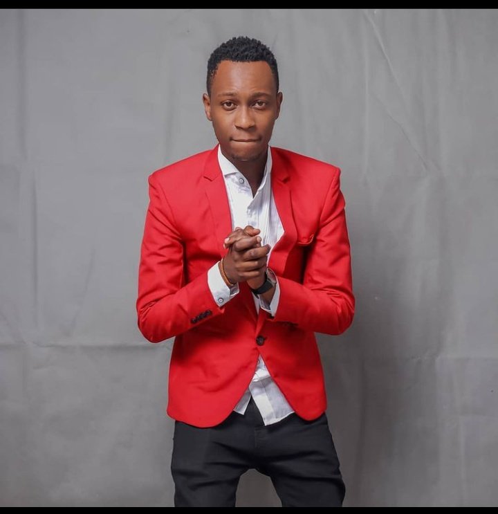 #Np Hosana <a href="/vixychosen/">Le Chosen</a>
Cc <a href="/safrirecords/">safrirecords</a>
#No4
#GospelswitchCountdown 
with <a href="/Djterots/">King Of Scratch</a> and <a href="/_Puritymuema/">Keletu💛</a>