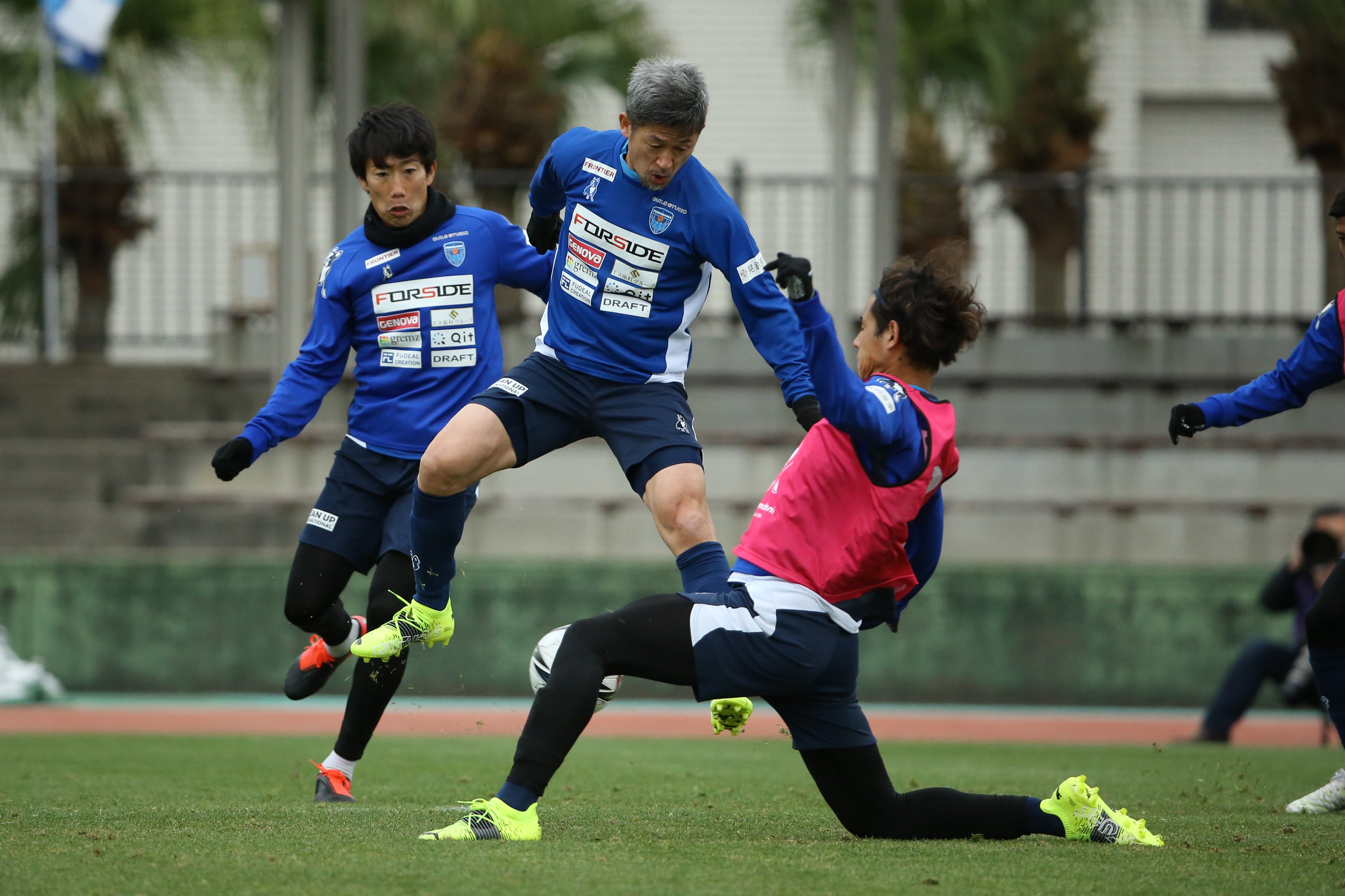 サッカーダイジェスト フォトギャラリー 宮崎キャンプphoto 横浜fc 全ては勝利のために をスローガンに掲げ J1トップ10入りを目指す横浜fcの日南キャンプに密着 T Co X0mliug2os Jリーグ 横浜fc T Co Ohk3pifihw Twitter