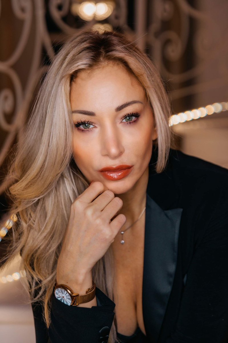 TGC_MMA's tweet photo. We would like to introduce you to the official ring announcer of The Golden Cage...

The one &amp; only 🇮🇹 Federica Bertoni 🎤

Live this Saturday exclusively on @UFCFightPass‼️#TGC3 https://t.co/dsoJlmrJPN