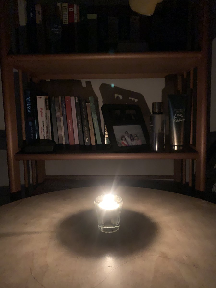 may_lay_'s tweet photo. #1Candle1Unity #RejectMilitaryCoup #စစ်အာဏာရှင်မြန်မြန်ကျဆုံးပါစေ https://t.co/E6qe0OqyF2