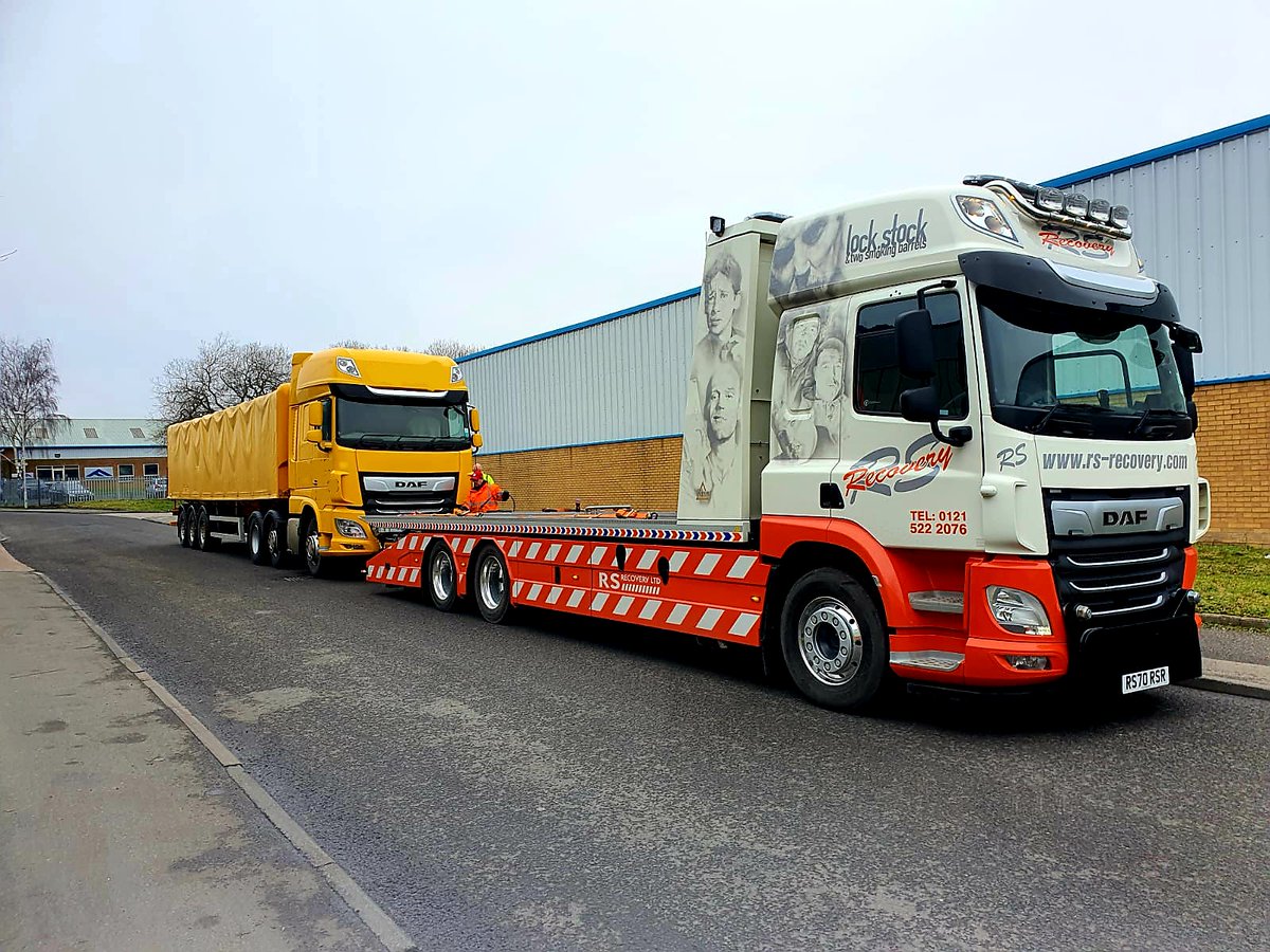 The new #dafcf showing its capability, recovering a 44t hgv using the #vdz towing system

#rsrecovery #recovery #breakdownassistance #falkom <a href="/RydamUniversal/">Rydam Universal Ltd</a>