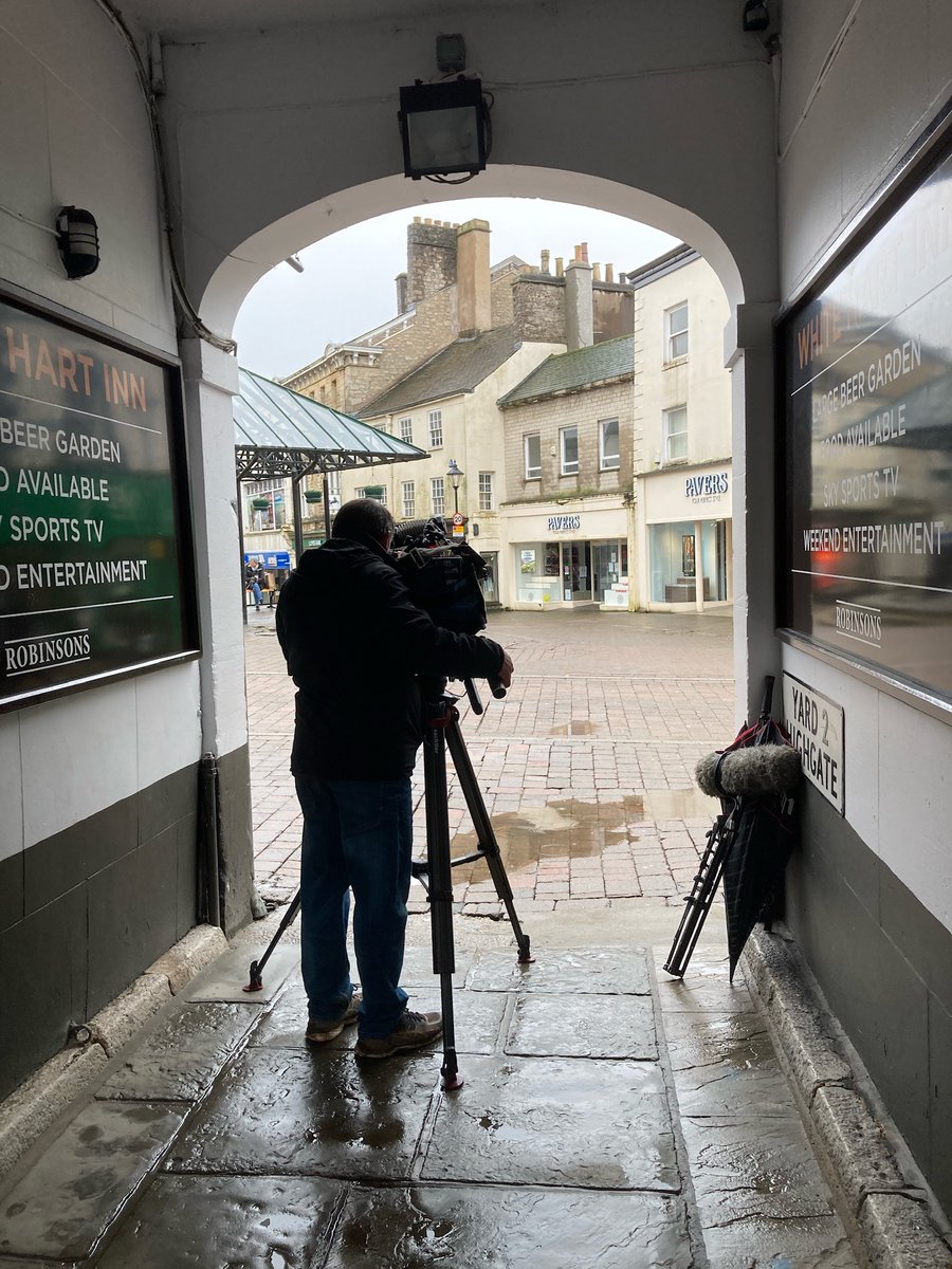 hellomccracken's tweet photo. A big thank you from @TheKingsFund to @Kendalcepg for taking part in yesterday's @deb_cohen @caithanrahan  @BBCNewsnight piece on our research into disaster recovery. 🙌

More on that research here: https://t.co/9CBQ5Yjmud https://t.co/fw2dfXOQOB