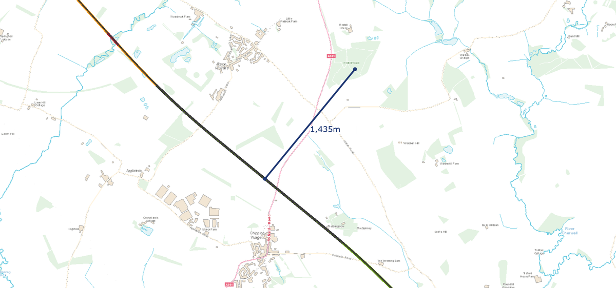 Likewise, near Chipping Warden another wood is 1.4km from where the HS2 route runs through another green tunnel.6/14