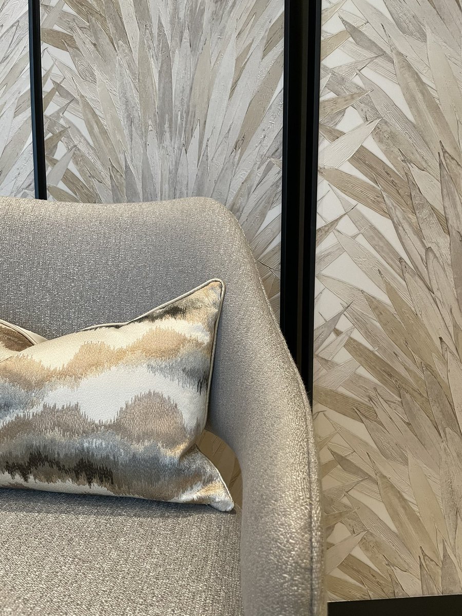 رخام الكلاكتا قولد Calacatta gold لا قبله ولا بعده.