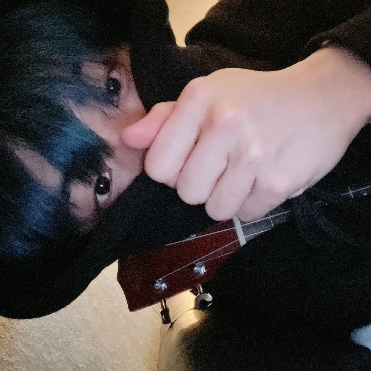 Kxann0's tweet image. 아존나이눈이너뭅젛앙..
버엉..
세시간삶은타피오카펄마냥촉촉하다
애굣살존나처연해   이러지마제발서인국마냥핸드폰액정벅벅찢느주