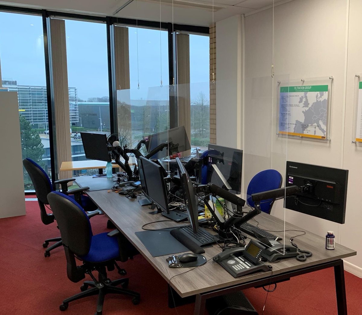 Bestseller! Our Ceiling Mounted Acrylic Protection Screens are handmade in the UK.  Easy to install &amp; sanitised, they offer a simple &amp; effective #COVID safety solution. Available in 6 popular sizes starting from just £48.
ppebusinessessentials.co.uk/product/ceilin…