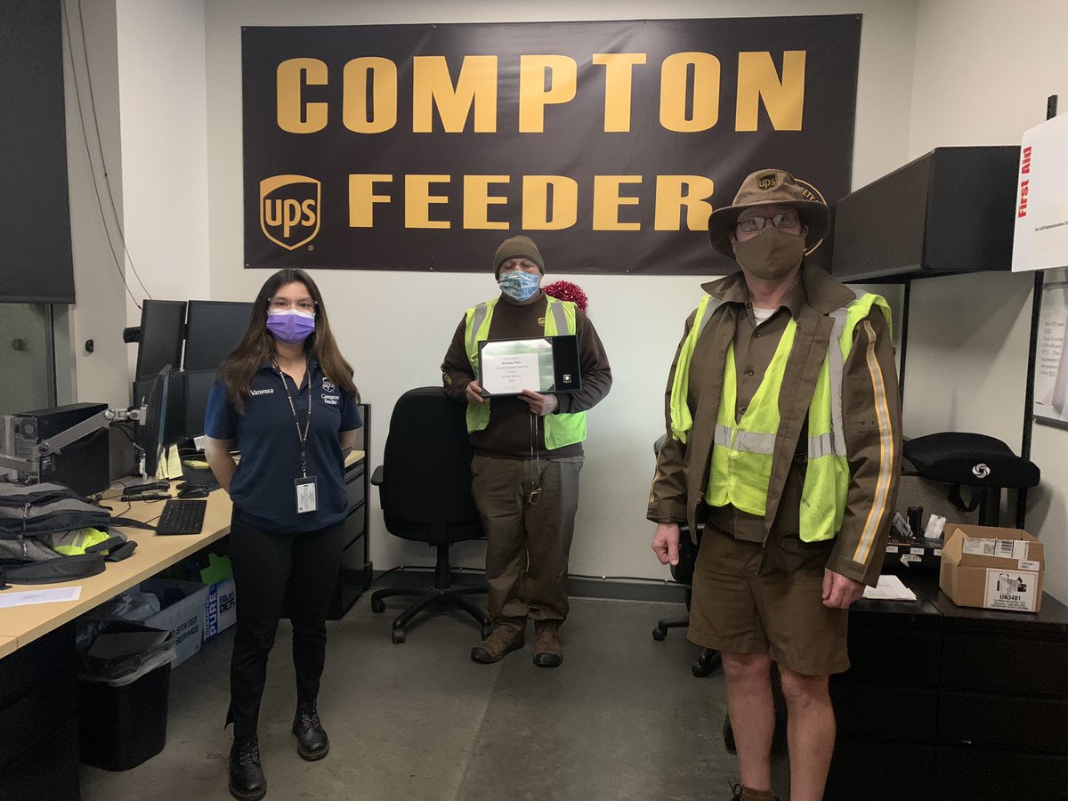 #ComptonFeeder would like to congratulate Kristofer Piña for 5 years of safe driving. <a href="/ComptonFeeder/">Compton Feeder</a> <a href="/jrindafernshaw/">Fern Shaw</a> <a href="/jcingenuik/">Jerry Chacon “JC”</a> <a href="/UPS/">UPS</a>