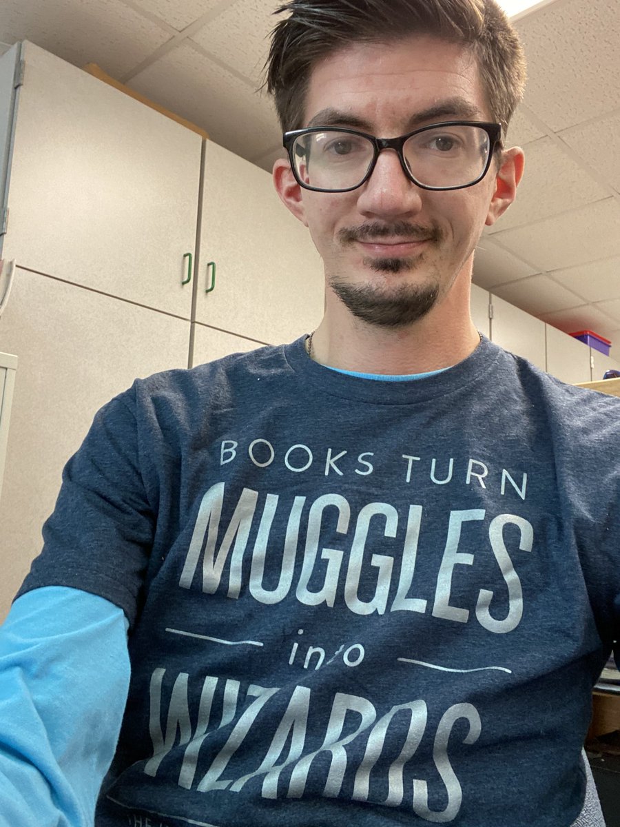 bhunn24's tweet photo. Read a shirt day! #ILoveToReadMonth #KMReadStrong21 @KMElem https://t.co/gBxpe2LCZY