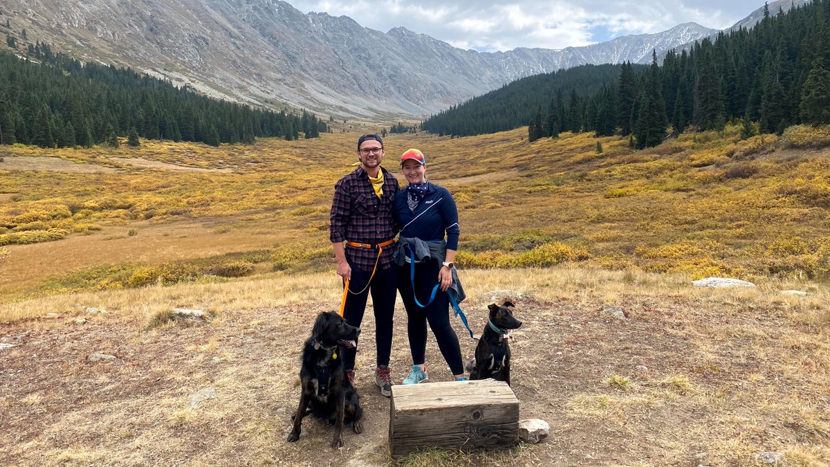 #WildFIG Sam with her boyfriend and dogs, Mezi and Caly, hiking around the Clinton Gulch Dam Reservoir.
