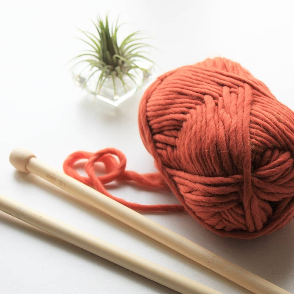 Do you need a little spice in your life?
.
It's here and it's going to brighten up those grey February days perfectly!
.
Cinnamon is a gorgeous spiced terracotta shade that looks spectacular in cardigans, sweaters and especially scarves... and of course,… instagr.am/p/CK60Zzdrd1A/