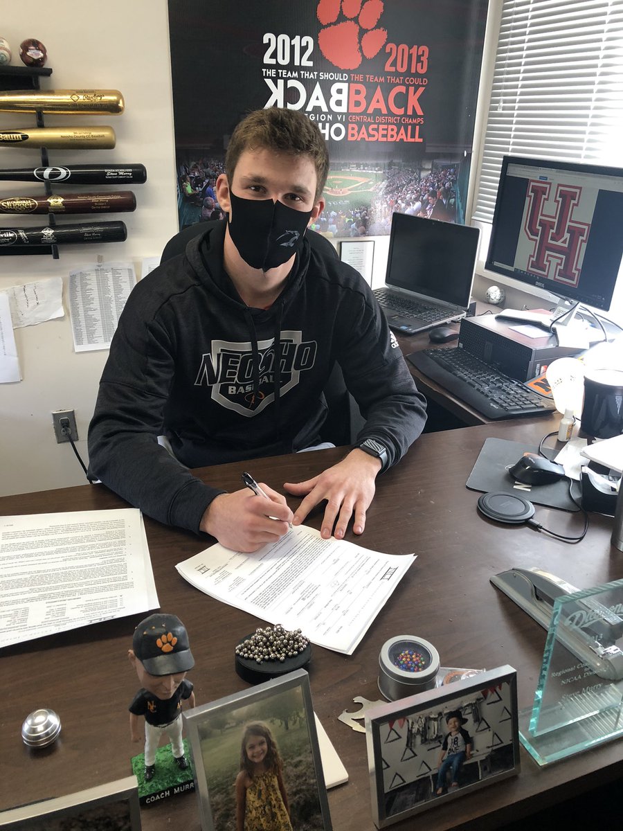 Debra M Gottschalk 📝📚📊📉 tweet media