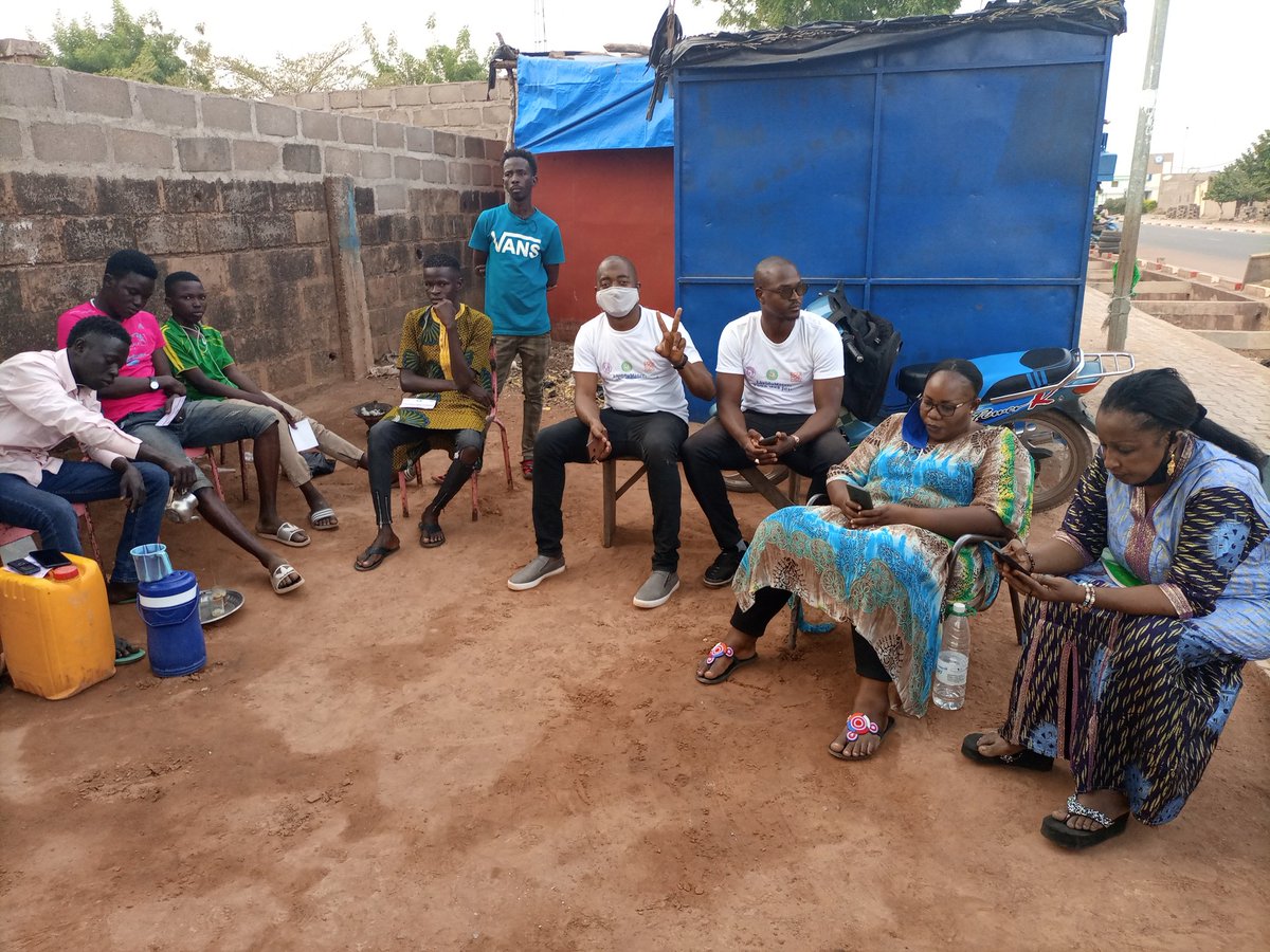 FantaCiss12's tweet photo. Ça se passe maintenant la causerie grin dans le cadre du festival sur le niger 2021.
Thème :Expliquer le projet Layidumètre et la SRPF.
#FSN2021
#Layidumètre
#AMSOPT
#EQUIPOP
#RJASRPFMali https://t.co/tGlXZJwpcv