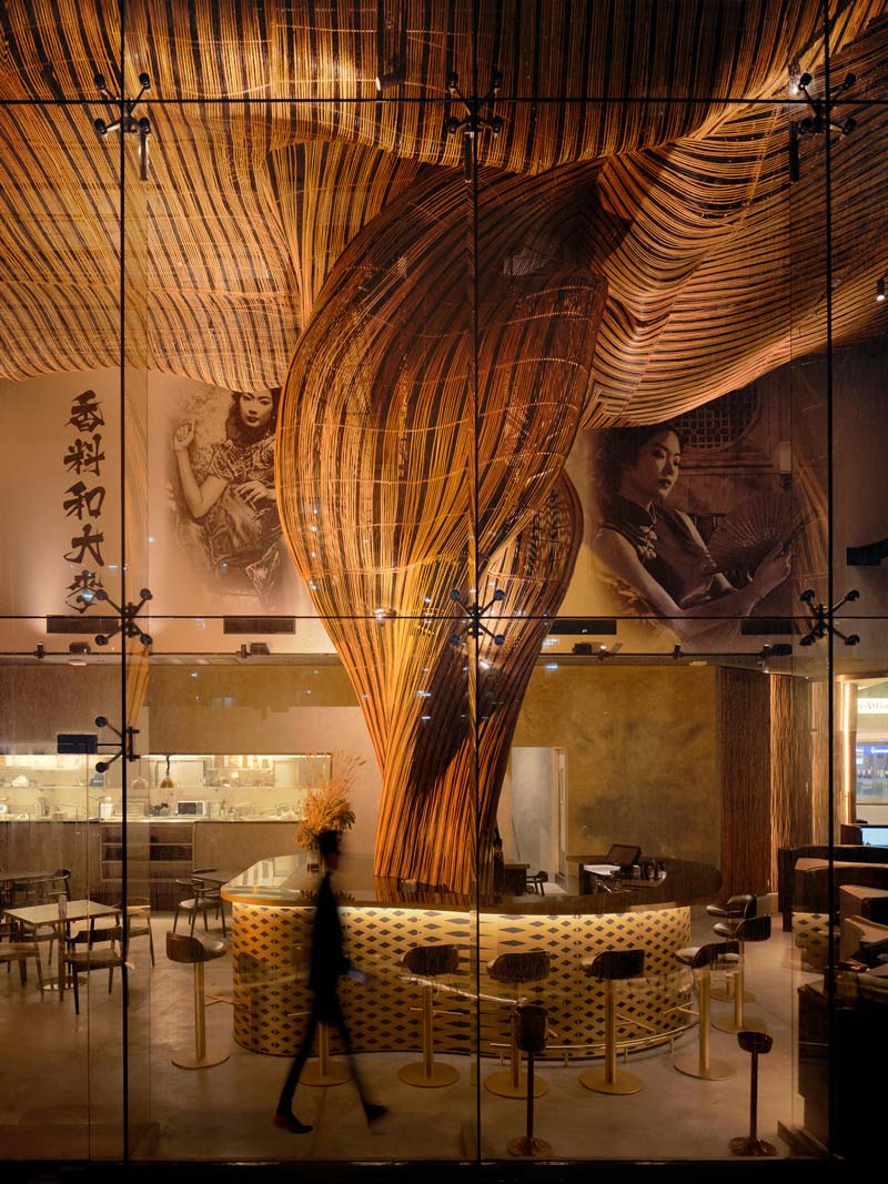 UncubeCo's tweet photo. Enter Projects Asia Presents Billowing Rattan Columns In Bangkok’s Spice &amp; Barley’s Interiors

source: https://t.co/UxbZz3dvNl
#parametric #wooden #parametricarchitecture #interiordesign #archiproject #inspiration #lighting #Sustainability #design https://t.co/z5hLpnp162