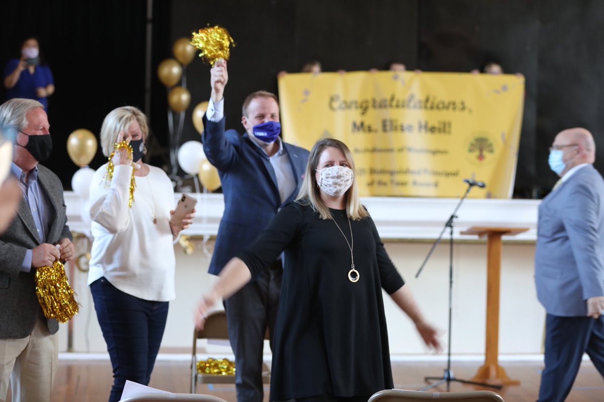WashArchdiocese's tweet photo. Congratulations to the 2021 ADW Principal of the Year, Elise Heil of @shschooldc! @eliseheil has blessed the community of Sacred Heart School with her many gifts and talents for over 10 years, and we are pleased to honor her with this distinguished award. #CSW21 https://t.co/61OylryDEt