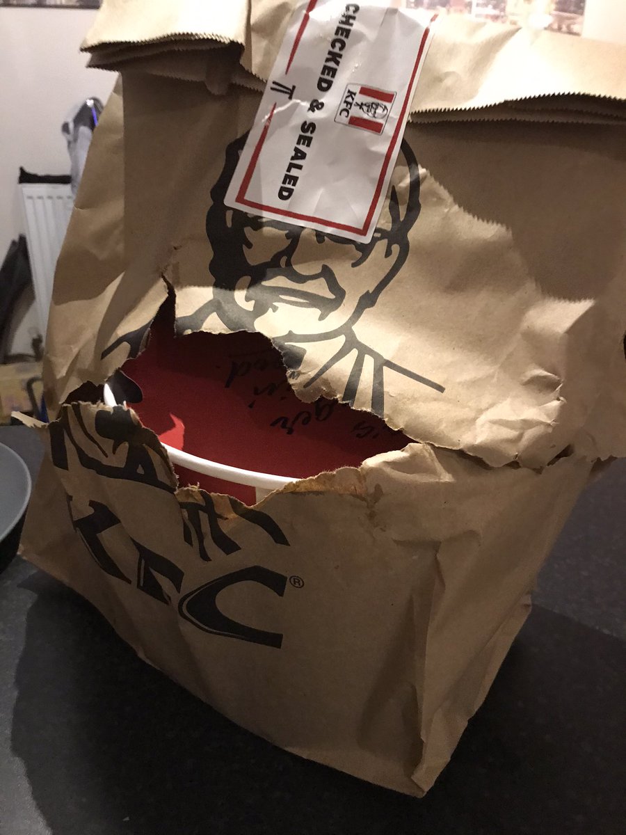 DonnaMunslow's tweet photo. @JustEatUK I’ve just received a delivery, bags all ripped and open, plus numerous items missing. The online chat are not interested in helping me get a full refund as the food was not delivered safely. Who do I contact to help me? https://t.co/kWEigW7okA