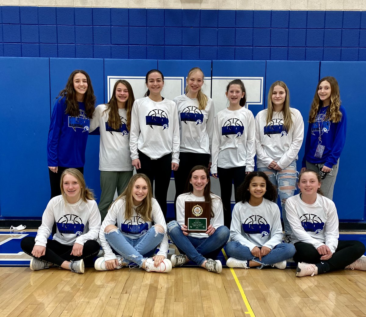HJH_Track's tweet photo. I am so proud of this group of girls.  They finished the season with a conference championship and a 12-2 record.  Not only were they successful on the court, but off of it as well.  They are the true epitome of playing together as a team. @Hillsboro_JH #champs #hawkstrong https://t.co/gH0KwiMLIT