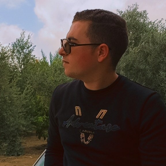 Mo7amEd__Mo7sEn's tweet photo. #NewProfilePic 🙊 https://t.co/ychnjZavMI