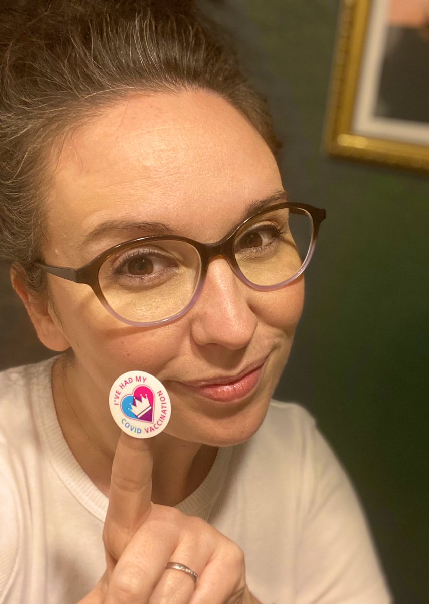 MrsHumphriesSEN's tweet image. I got a sticker 😁 #vaccine #feelingpositive #covidvaccine
