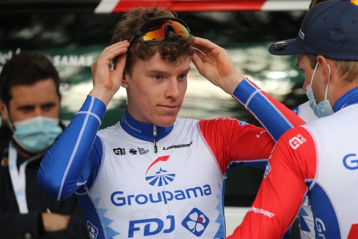 VeloUK's tweet photo. Étoile de Bessège Stage 3 -- 7th for Jake Stewart
Coventry's Jake Stewart (Groupama-FDJ) was surrounded by legends of the sport as he raced to 7th on the stage and 6th on overall (leading young rider)
https://t.co/hRrfoV780U #congratsJake #bikeracing https://t.co/wADKZ5zwWx