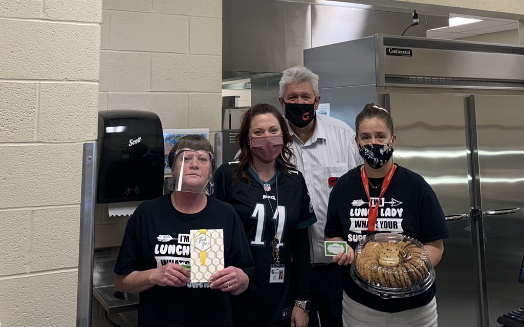 We were blessed with a visit from Bob Morris <a href="/GiantFoodStores/">GIANT</a> who gifted our kitchen ladies with gift cards and cookies to thank them for all their hard work! They keep bellies full and children smiling! Thank you Mrs Witmer &amp; Mrs Shober! Thank you Giant Food Stores! <a href="/PequeaElem/">Pequea Elementary</a>