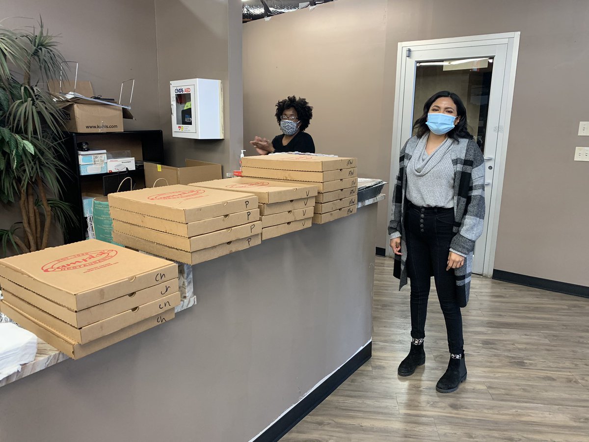 SkipParsotam's tweet photo. Huge thanks to @CampisisPizza for providing lunch today @SharingLifeTx for all the Volunteers. #DFW #SharingLifeTX 🍕 https://t.co/xeAy56rGFr