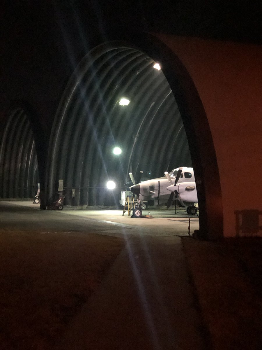 jreitano06's tweet photo. Your weekly #fridayflying photo. When your chariot awaits your preflight https://t.co/CCehA9M5pP