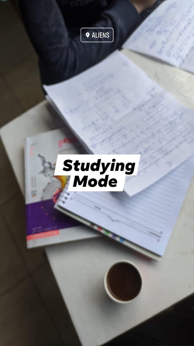 Aliensspace1's tweet photo. Final exams mode 🟡🟢 https://t.co/xHDtrreQ8F