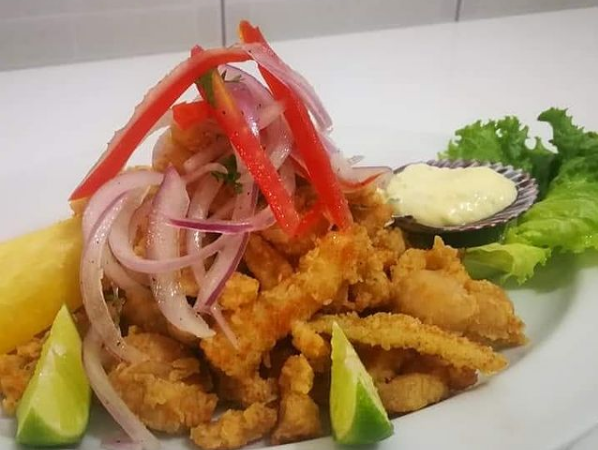 roberto1820016's tweet photo. Buen dia ,mi prima esta montando su propio restaurante @Mar_y_Brasa  de fusion que atiende desayunos,almuerzos,buffetes y agasajos , ubicado en Chaclacayo ,ayúdame a compartir con un RT, por favor https://t.co/pEX28dM7Ok