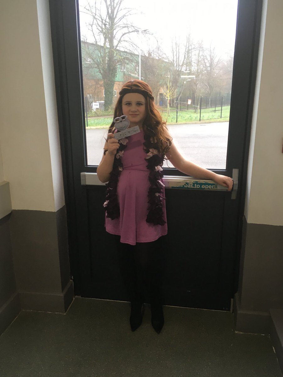 Great Week at Unity Academy Mental Health Week - Express Yourself - social distancing Quiz , Football, Disco , Mental Health CPD , Yoga - Amazing Staff and learners ⁦<a href="/heads_together/">Heads Together</a>⁩ ⁦<a href="/louisbyrnehair/">louis byrne</a>⁩ ⁦<a href="/YoungMindsUK/">YoungMinds</a>⁩ ⁦<a href="/MindCharity/">Mind</a>⁩ 🌈🌼👏