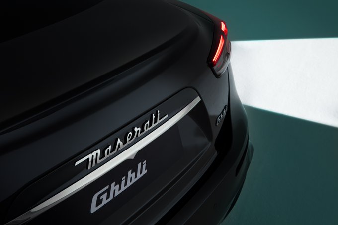 MaseratiofVB's tweet photo. The #Maserati #Ghibli runs on a V6 twin-turbo engine that can produce a top speed of 178mph. https://t.co/CpeKfc3yFs