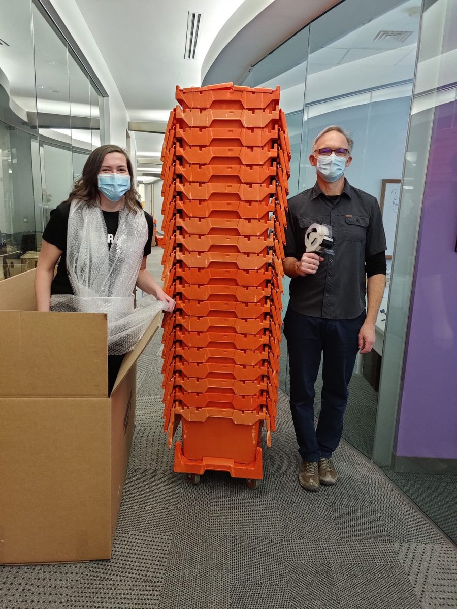 ALSTDI's tweet photo. Our science team has started to pack up the Cambridge lab!🧑🔬📦🔬We are so motivated to get to our new custom lab space in Watertown where we can work even more efficiently to end ALS! #Moving #EndALS #ALSResearch
.
Read more about our upcoming move here: https://t.co/yWoqBvYetH https://t.co/GuFj6GQnuS