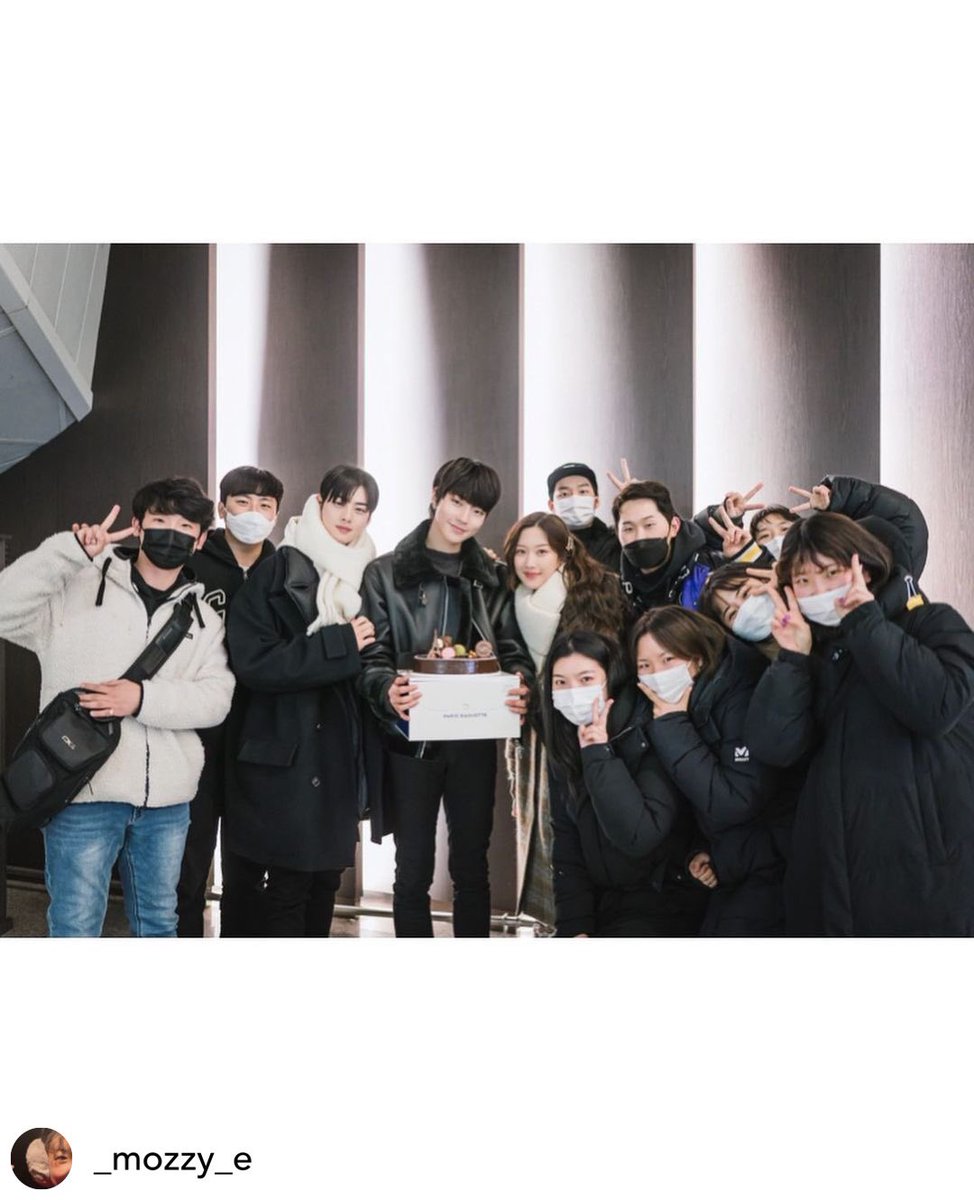 HwangInYoupTH's tweet photo. #hwanginyoup #ฮวังอินยอบ #황인엽 https://t.co/ZMNVjiIRiv
