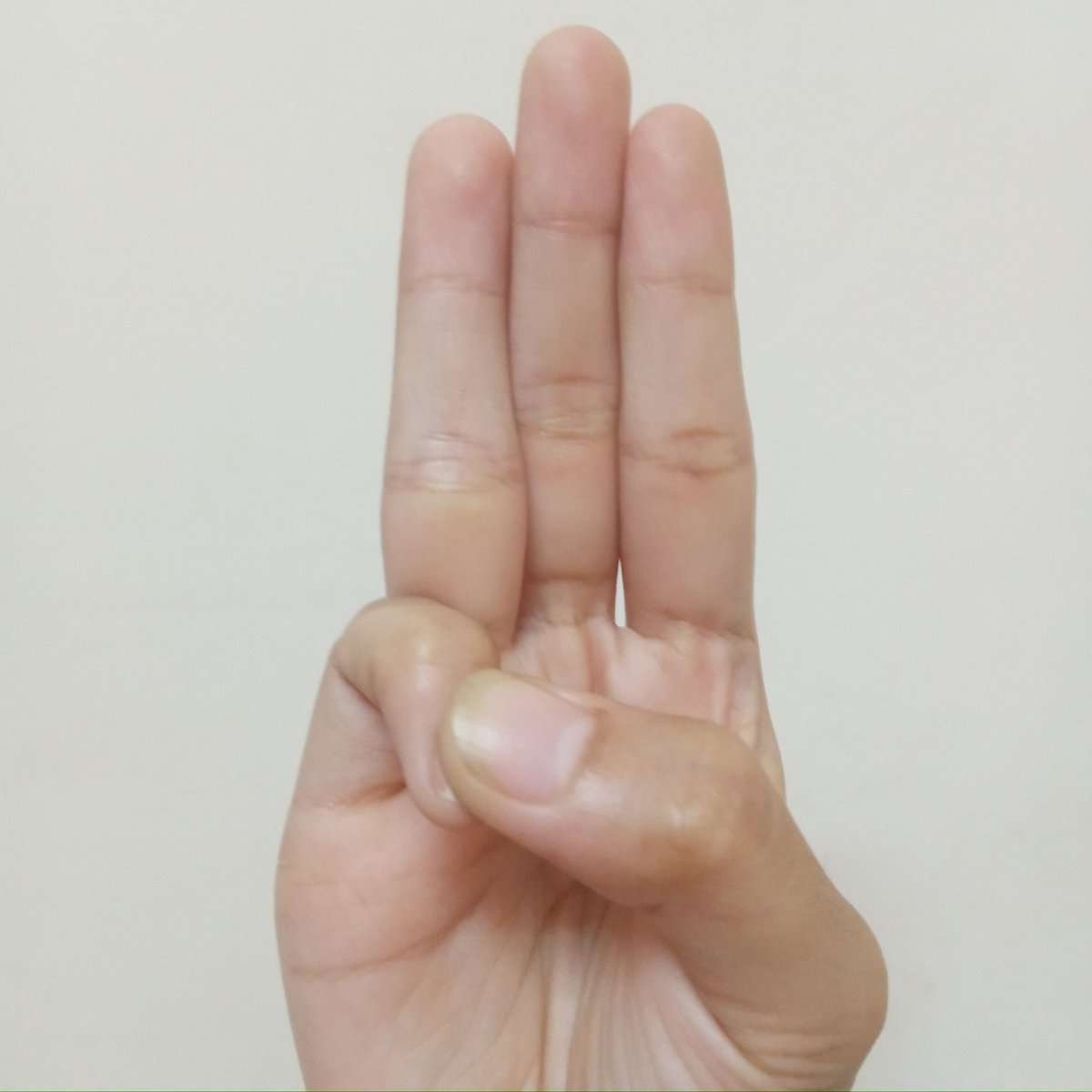 MayThuSan14's tweet photo. We will win this fight, together. Keep going up together with full strength and faith. 

#HearTheVoiceOfMyanmar
#WeNeedDemocracy https://t.co/7upAyc9w0J
