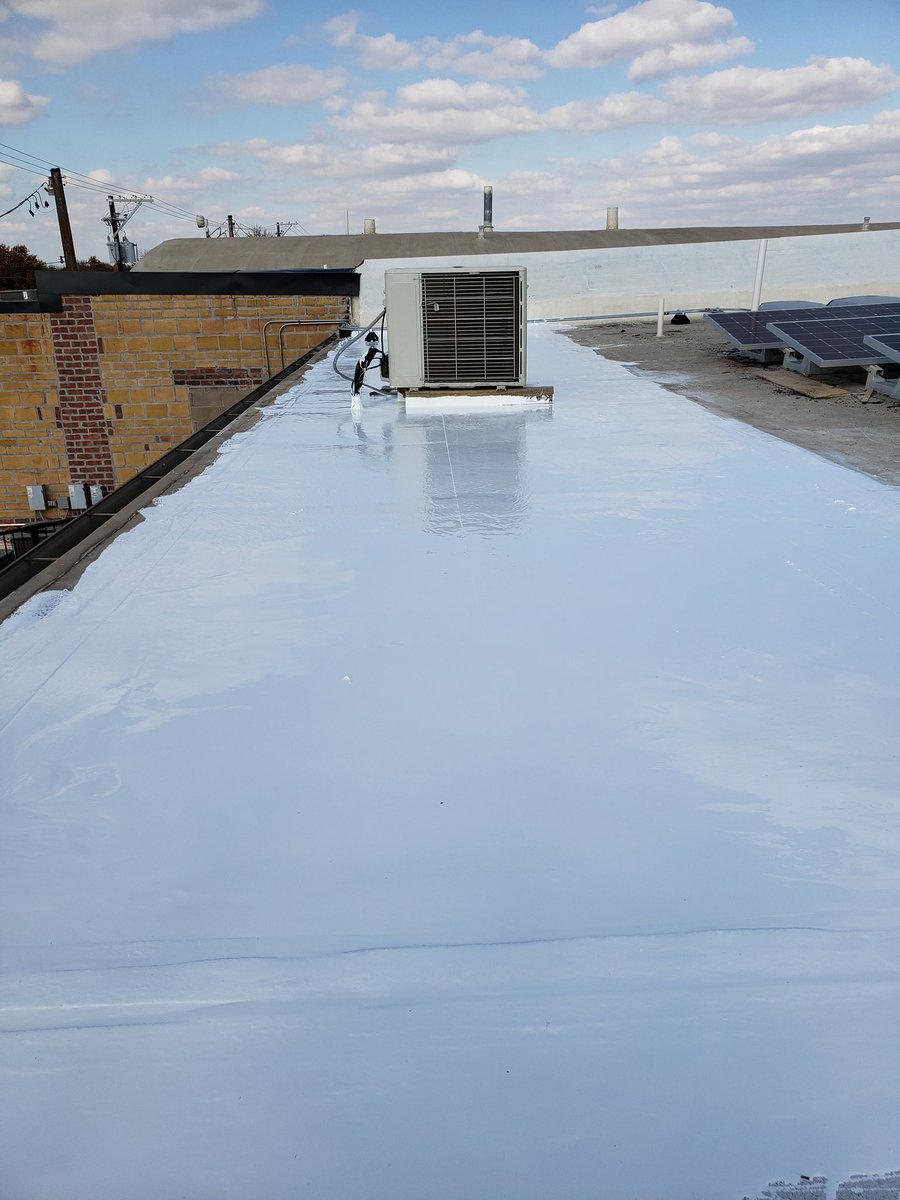 Hdcoatings's tweet photo. Silicone patch! Make sure you get your commercial roof inspected alteast twice a year! https://t.co/q9ryCsUZyV