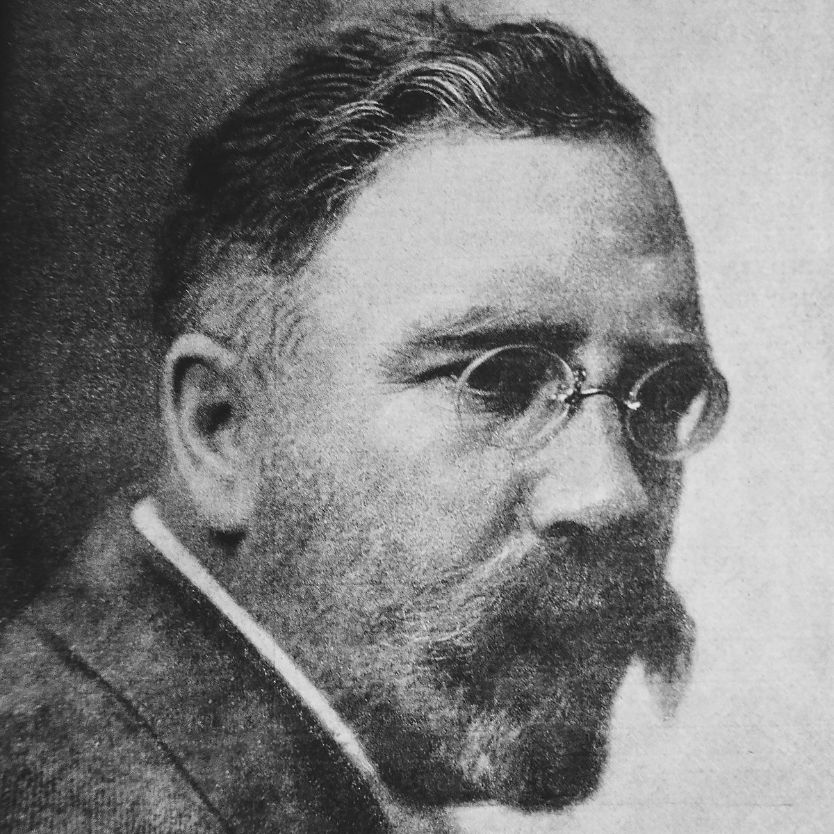 Каменев 1917. Каменев (розенфельд) лев борисович. Каменев рсдрп. Лев розенфельд (каменев). Лев борисович каменев (1883-1936).