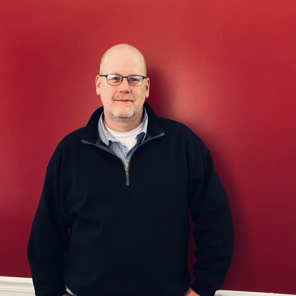 TCSPublic's tweet photo. It's a fantastic Friday and we're here to celebrate @PanthersEMS Teacher of the Year, Dan Lynch! A huge congrats goes out to this building-level and district-level teacher of the year! https://t.co/sLVJJzrM2P
#tcspublic #emspanthers #teacheroftheyear https://t.co/L161AGBRQW