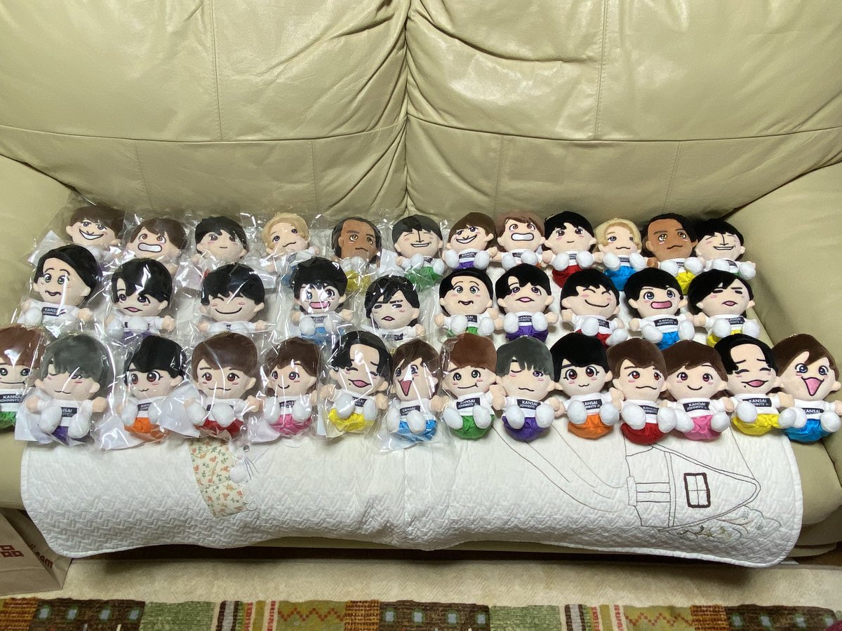 NANIWA_aotaro's tweet photo. やっと届いて→並べて→飾った

撮影会もした。

やっぱ大西畑が好きや。 https://t.co/8QQzCt99zA