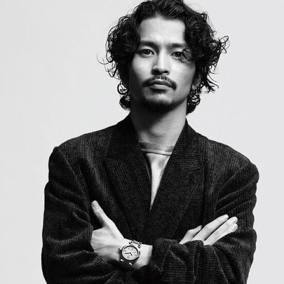 常田大希はハイダーアッカーマンが好きでルックス寄せてたのか。知ら