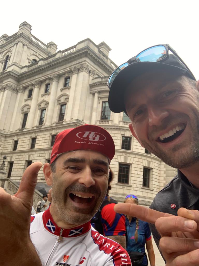 _BenJenko's tweet photo. Very sad to hear the passing of an old friend and colleague @CraigHardie One of life’s good people. Despite only seeing and hearing from him once in blue moon still a great friend for life.... RIP Craig 🙌 Hope your fixing the big mans bike up there 🔧 🚲 https://t.co/YyNSYjGOGj