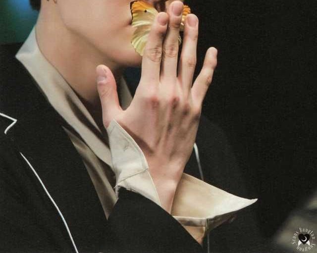 Choke me with them pls