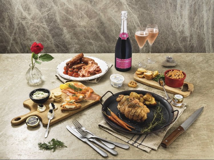 We’ve teamed up with <a href="/JAFINEFOODS/">JAFINEFOODS</a> for this stupendous gourmet Valentines hamper