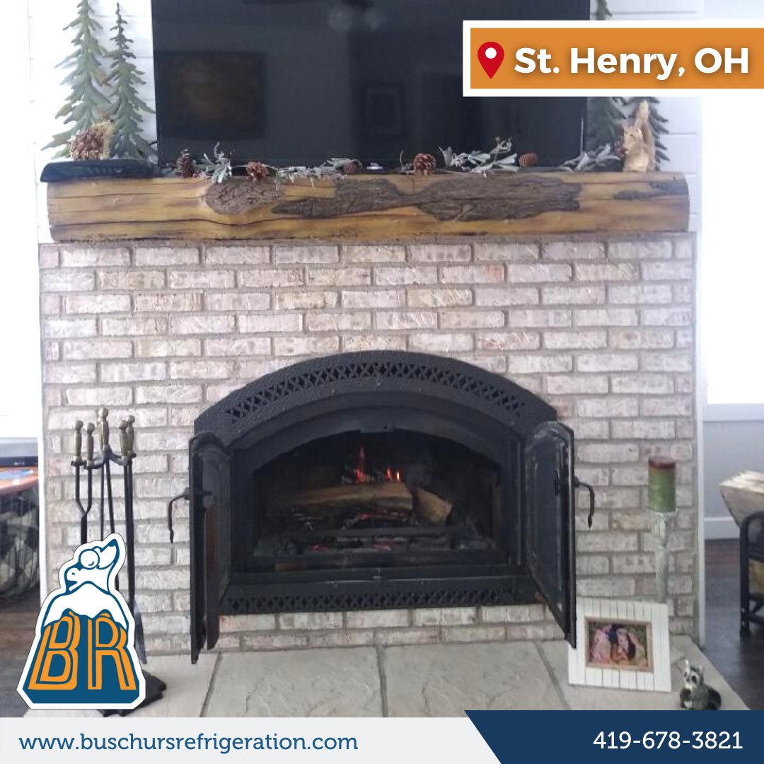 BuschursComfort's tweet photo. This raw edge log mantle took this wood-burning fireplace to the next level!
Check out this project our team completed in our home town #StHenry! https://t.co/vLmMiVQeue