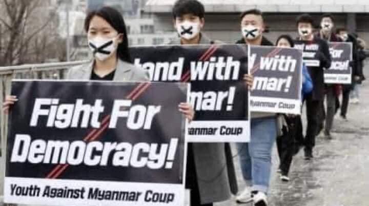 ThoonLwin's tweet photo. Thanks For helping Koreans 
The voices of Myanmar Citizens deserve to be heard ! Say out loud! 😊✊🏻❤

FREEDOM FROM FEAR 
#WeNeedDemocracy 
#FightForDemocracy https://t.co/lUTesJUWy4
