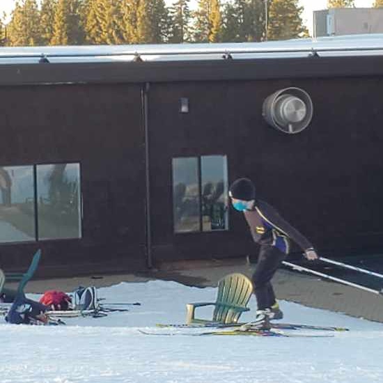STMSCoachBeth's tweet photo. @SouthTahoeNow Intermural racing for the STMS Nordic team began this week. We only have next week left but we are making the most of it. 
Kids had a blast competing against each other and just being student athletes. 
This week was our traditional Hudson Relay. https://t.co/iGPRRsNG3i