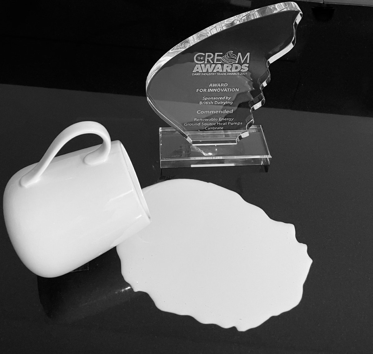 EnergyCalibrate's tweet photo. Calibrate are proud to have been recognised for our innovation with our first award of 2021!
@britishdairying @dairyawards #creamawards #teamdairy https://t.co/EowszTpBQm