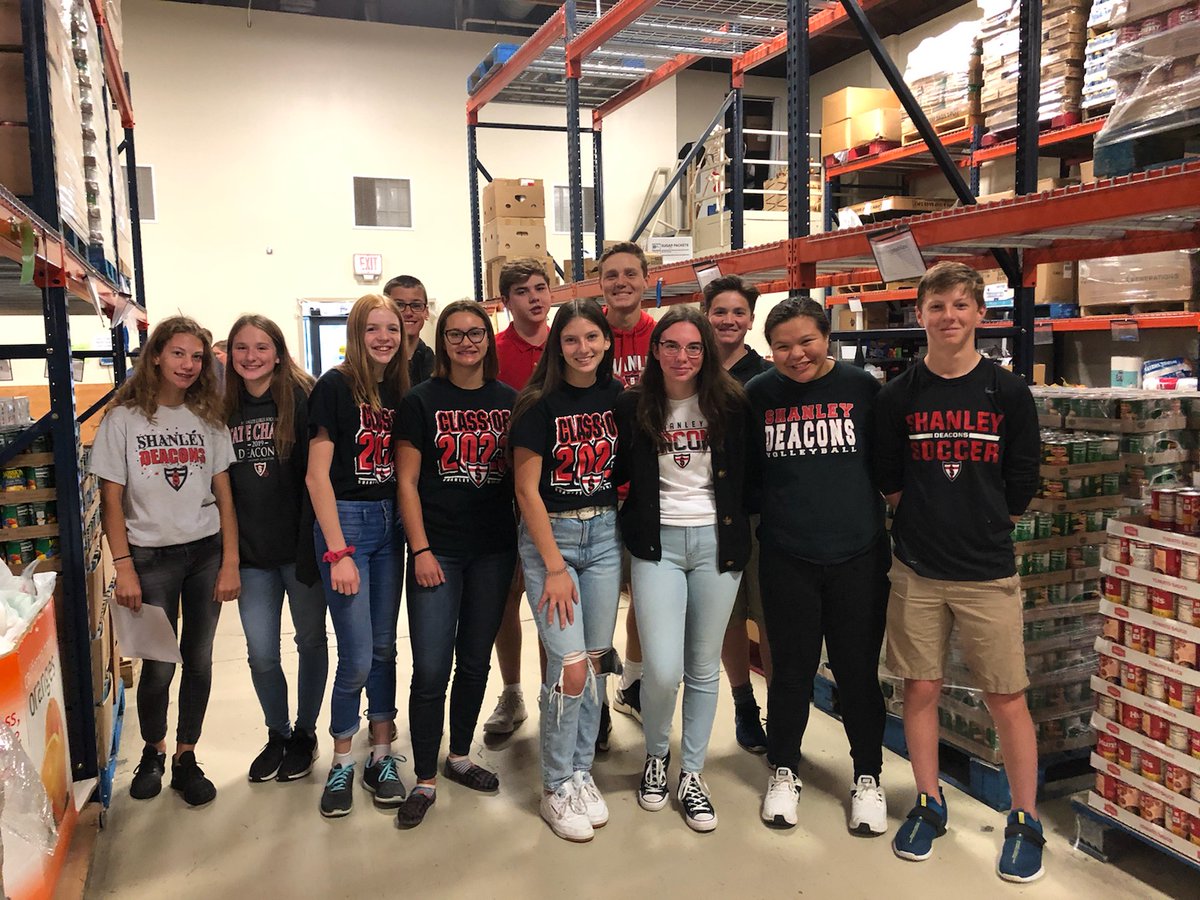 JP2Schools's tweet photo. To end Catholic Schools Week, we're featuring our Core Value of Service. Acts of Service like Fill the Dome, food bank volunteering, and other projects give our Shanley Deacons great opportunities for growth and personal development as model citizens upon graduation. #DeaconWay https://t.co/ZBuG8ipXZx