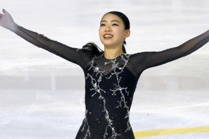 2017: McKinnon’s signature style of classic silhouettes for skaters combined with the showmanship and details of her earlier costume work in show skating creates a modern twist on the costume styles of the past (with lots of crystals) can be seen in Rika Kihara and Sui/Han